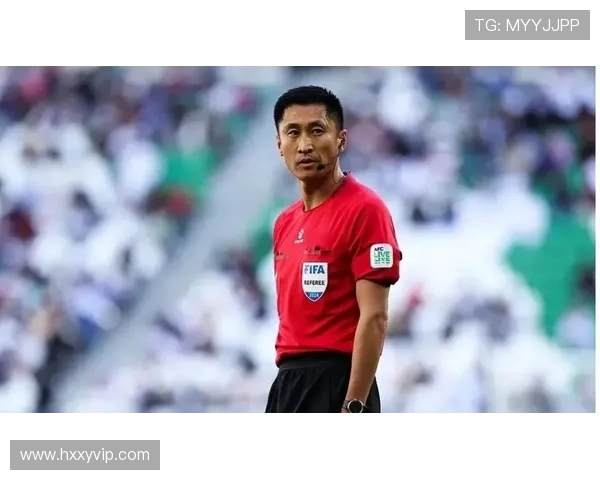 马宁硬刚瓜迪奥拉！世俱杯换人争议引爆场边冲突(2)